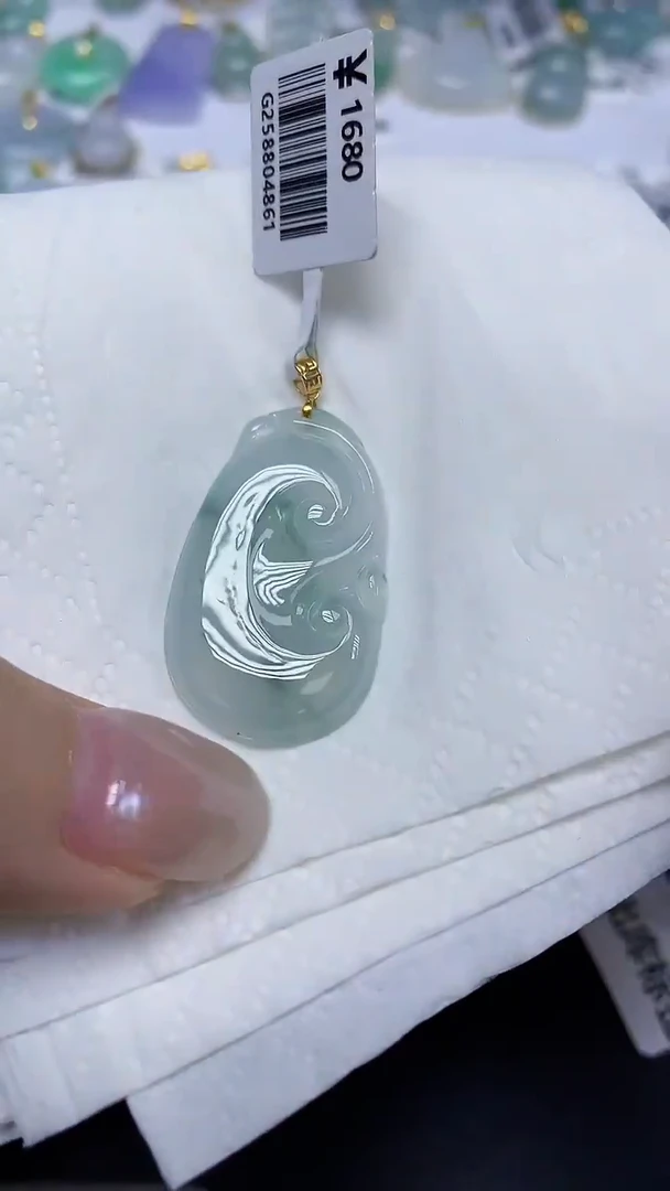 翡翠18K金镶嵌颈饰天然缅甸翡翠A货