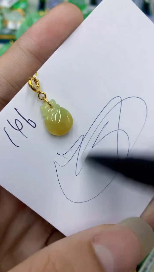 翡翠未镶嵌颈饰11111111111