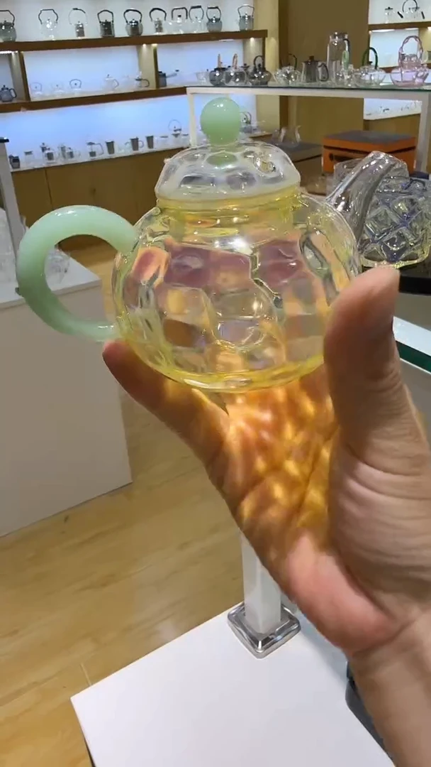 玉见祥露熏银小泡壶