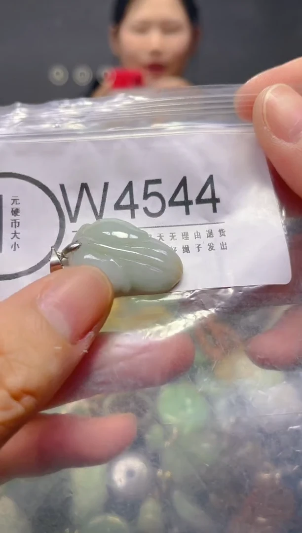 翡翠未镶嵌颈饰/W/翡翠A货,1件也是批发价