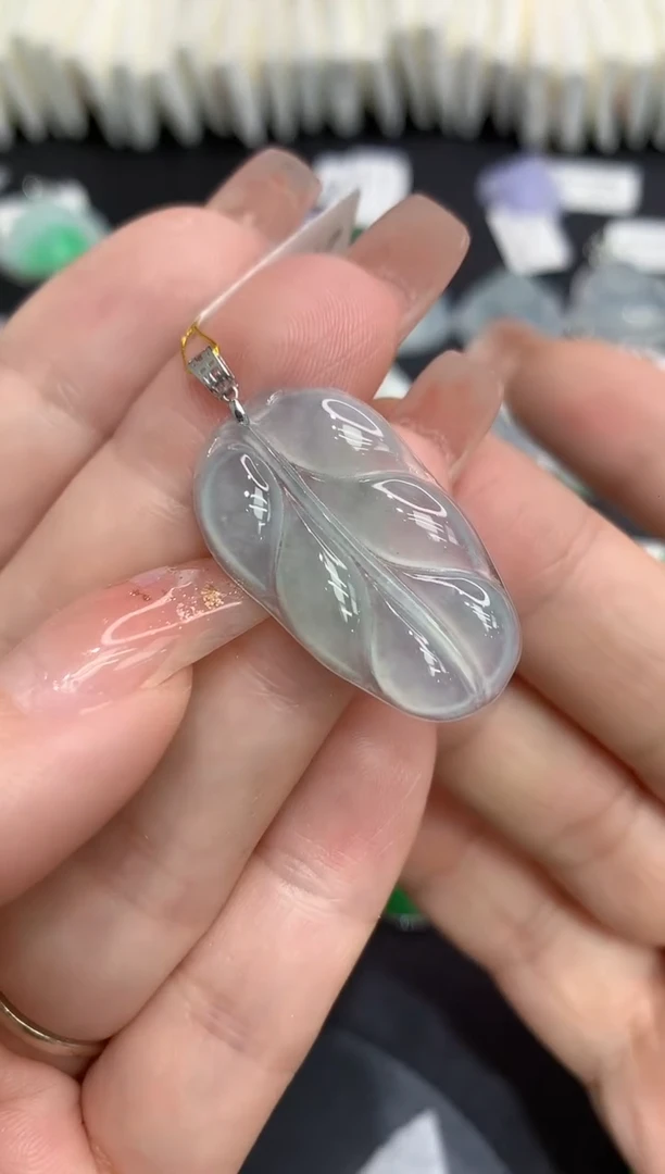 吊坠(不含链)18K金镶嵌翡翠111111111111