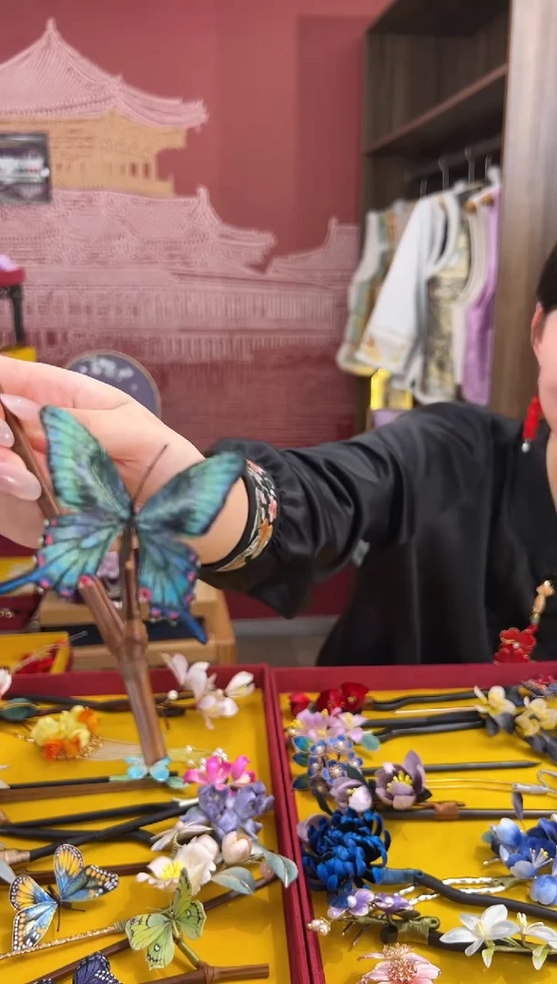 【闪购商品】刺绣非遗绒花（发饰）