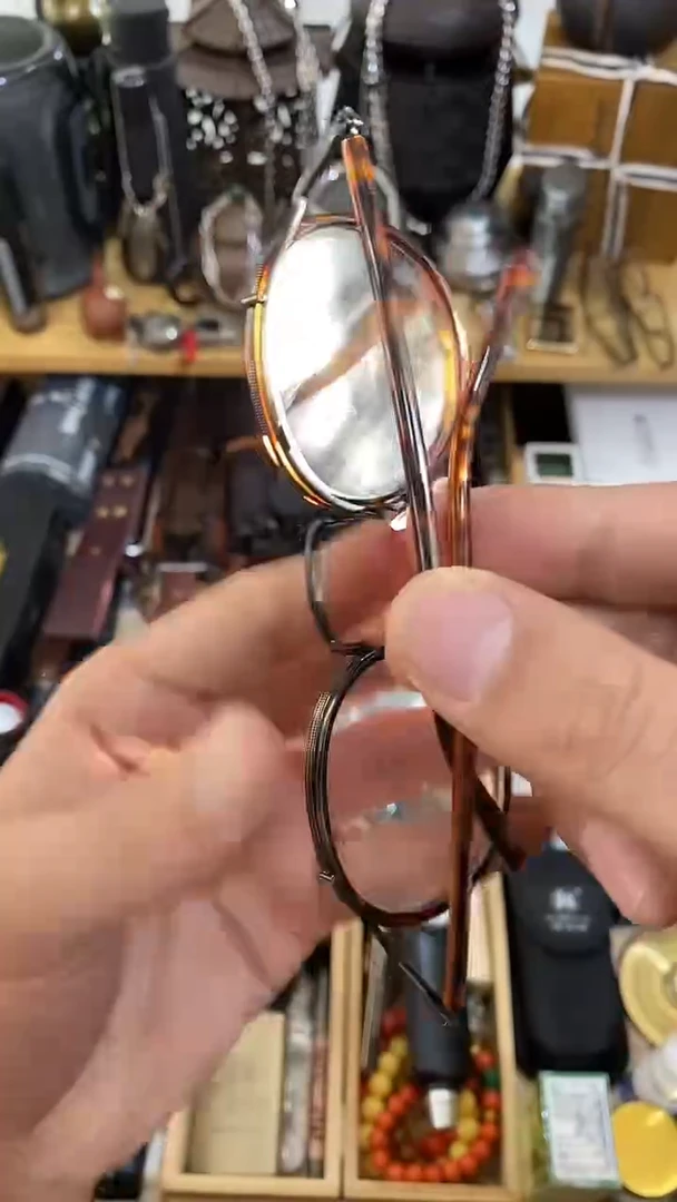 瓷片闪购商品  如图所示