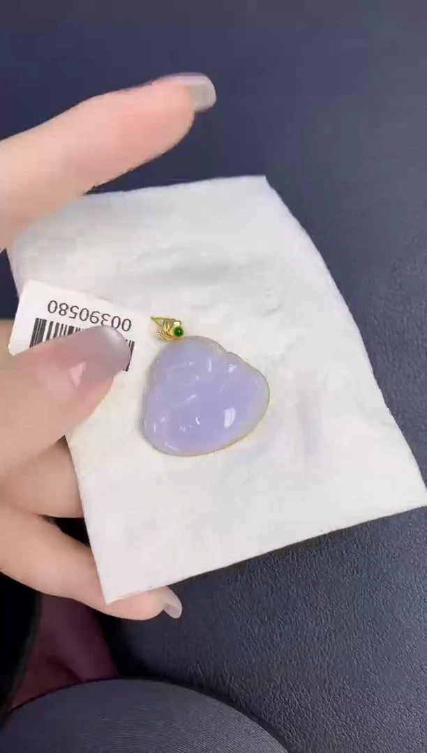 颈饰18K金镶嵌翡翠缅甸天然翡翠A货
