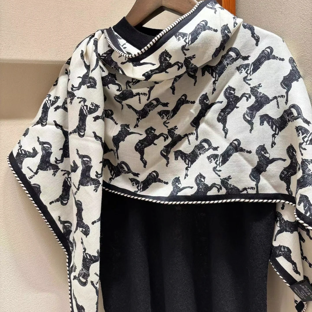 真丝羊毛双面黑色马驹180*60三角巾女士丝巾搭配围巾披肩外搭L283