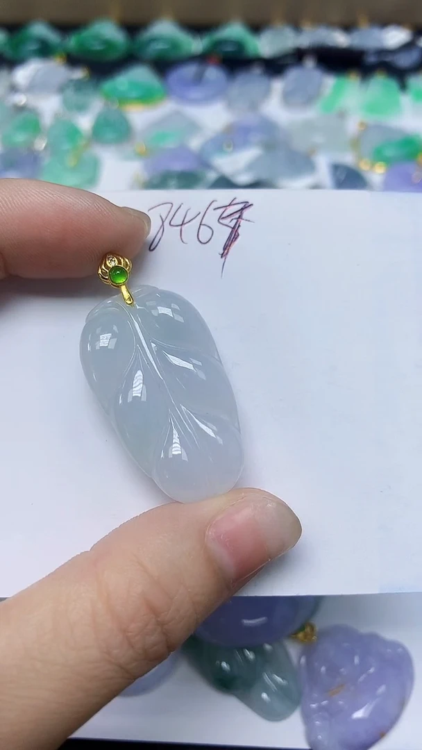 翡翠未镶嵌颈饰 天然缅甸翡翠A货