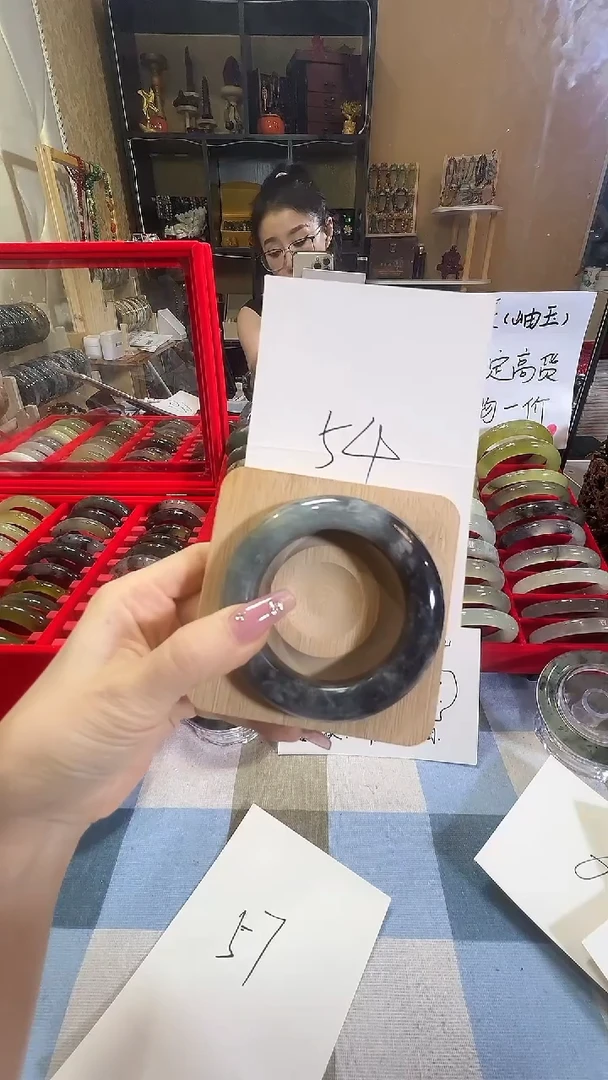 岫玉未镶嵌手镯24
