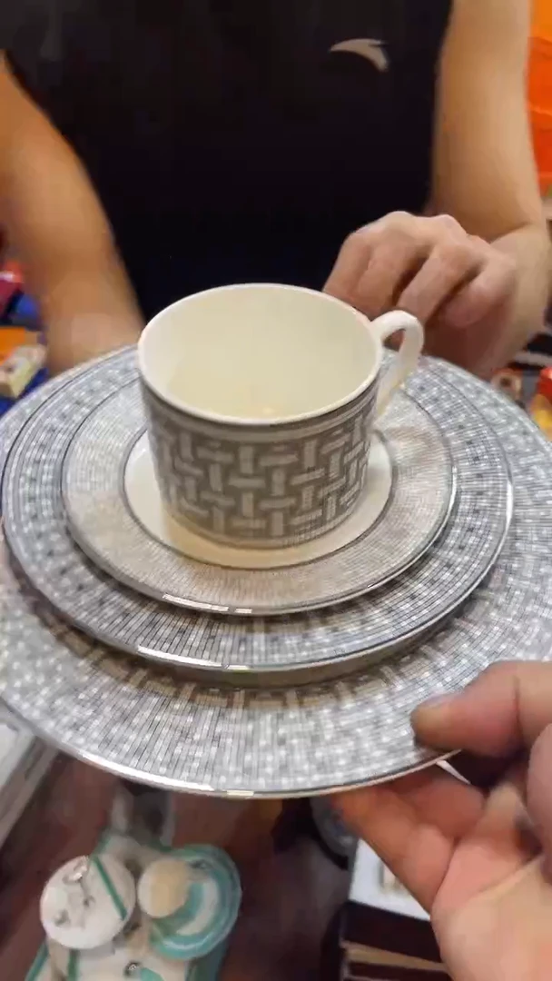 杯鸿辉家品牌瓷器，京东包邮！