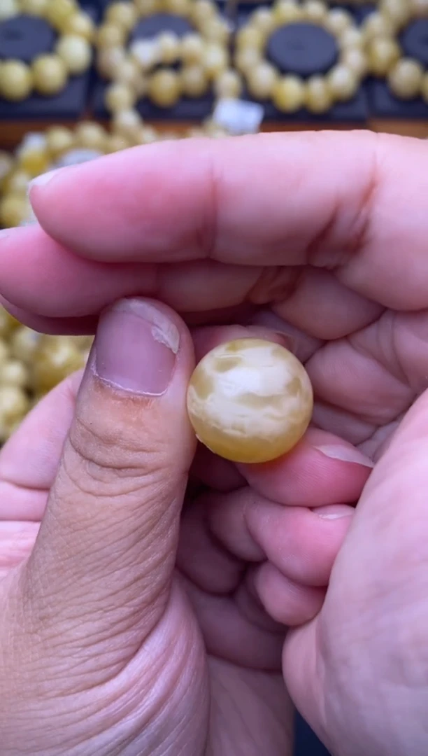 裸石琥珀未镶嵌 星筠珠宝优选82