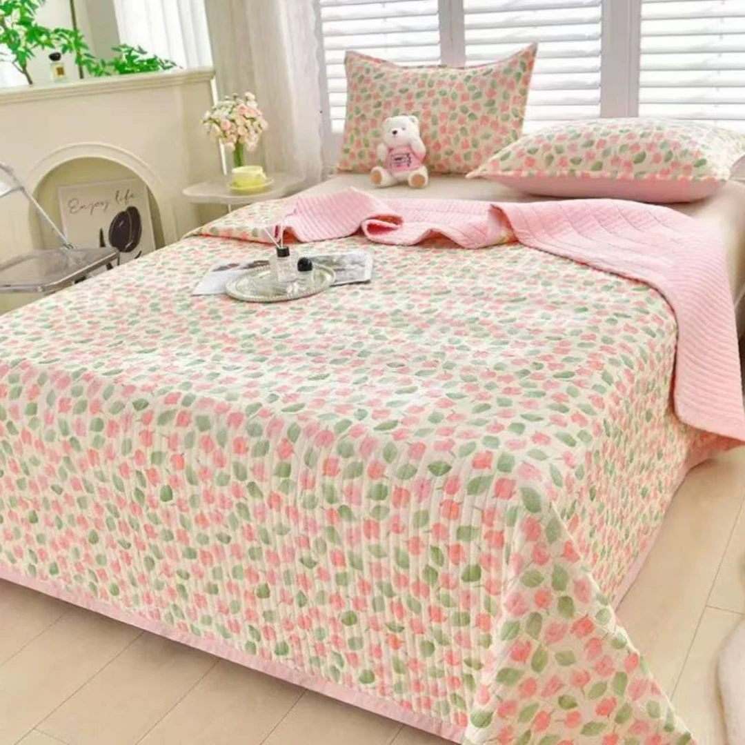 9033泡泡棉直边双人床盖