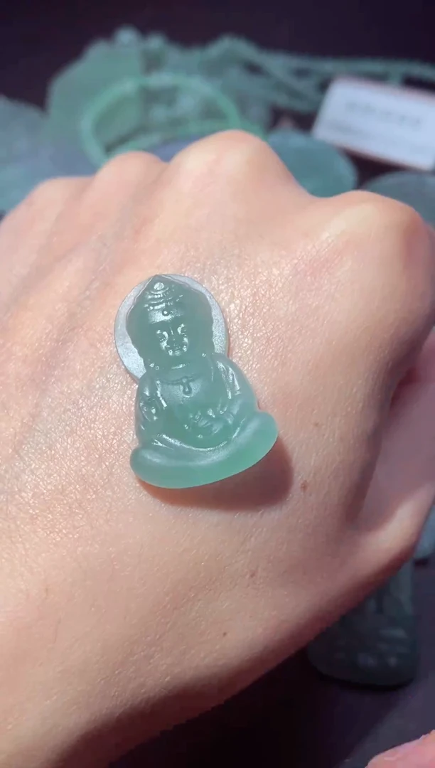 未镶嵌定制翡翠找****迪翡翠