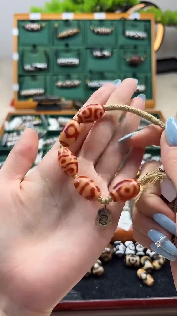 玛瑙/玉髓（覆膜）颈饰合金40（微瑕随机发货）