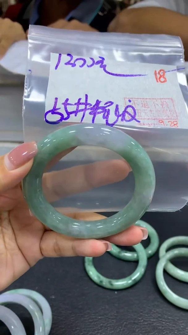 未镶嵌定制翡翠毛**斯毛货需精细抛光+拍一发一+18