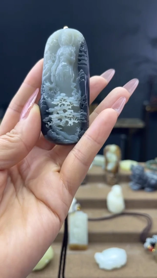 颈饰未镶嵌和田玉1