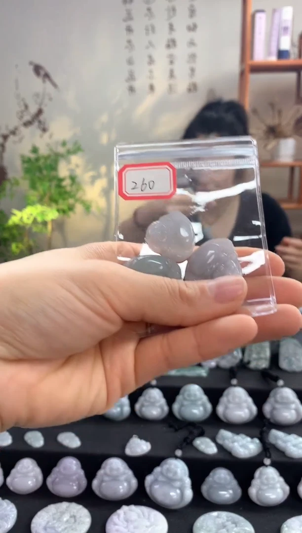 【闪购商品】翡翠颈饰未镶嵌佛公 260多样性发一件