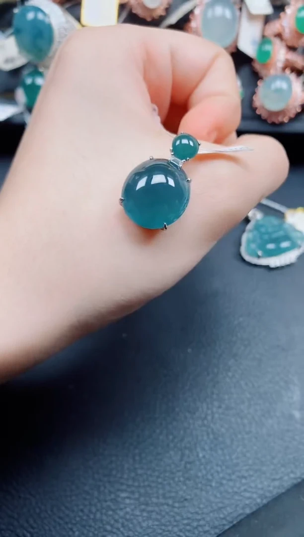 吊坠(赠链)银S925镶嵌翡翠翡翠