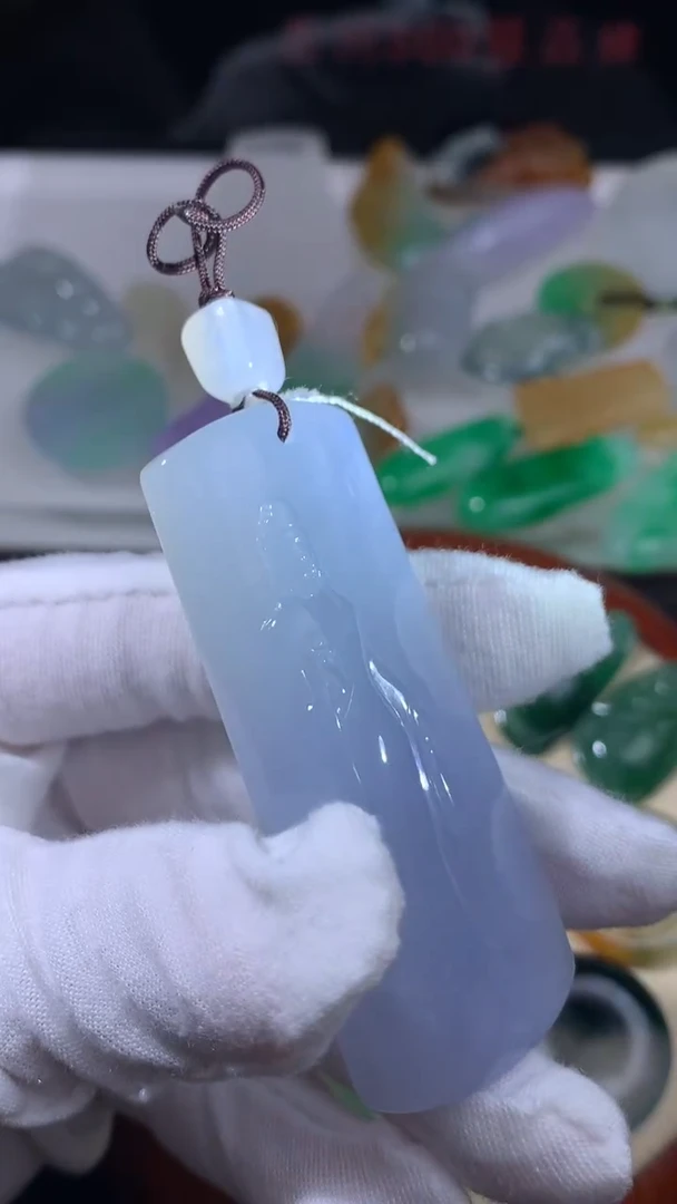 未镶嵌定制翡翠