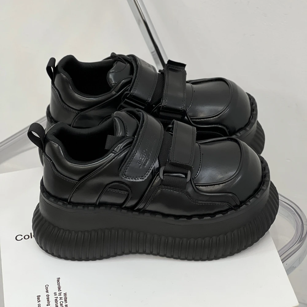 爆款休闲鞋感厚底魔术贴德训运动女潮2025冬季新款百搭学生小众子