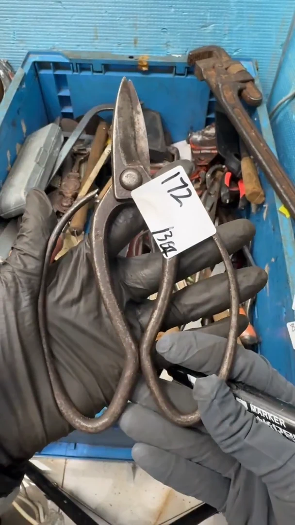 十**弟家用五金工具一个坏