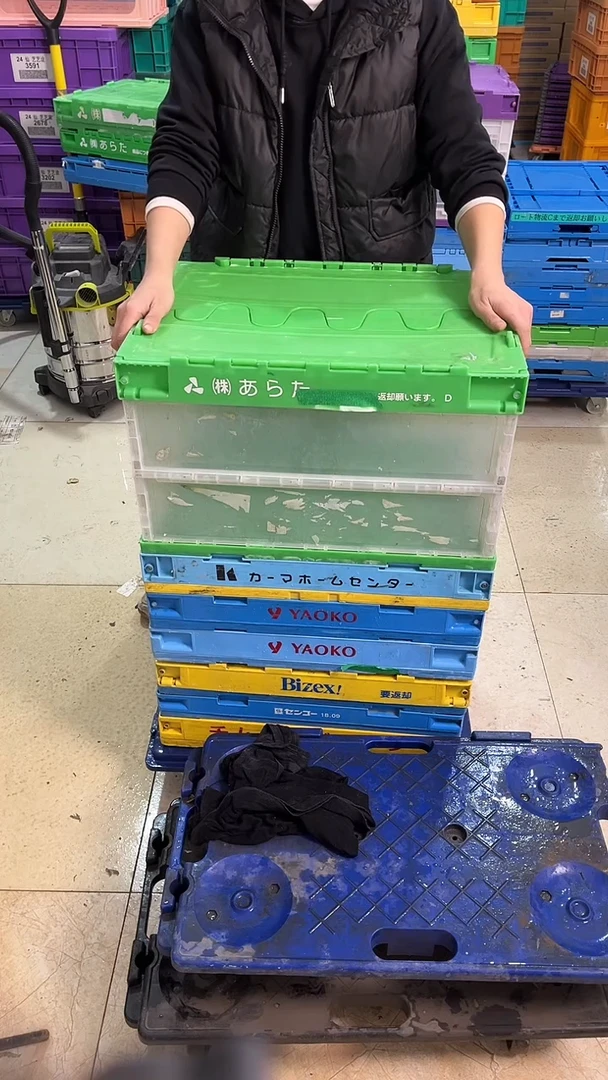 厚款缠**坤家用五金工具箱一个带盖