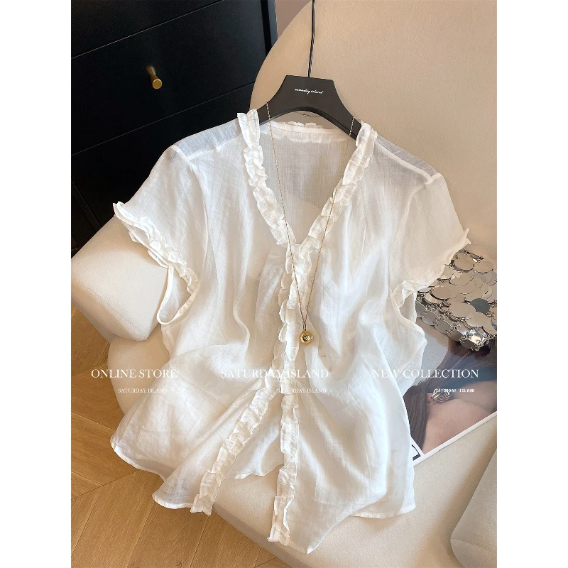 2025夏季新款白色褶皱木耳边V领气质衬衫泡泡袖减龄百搭显瘦上衣