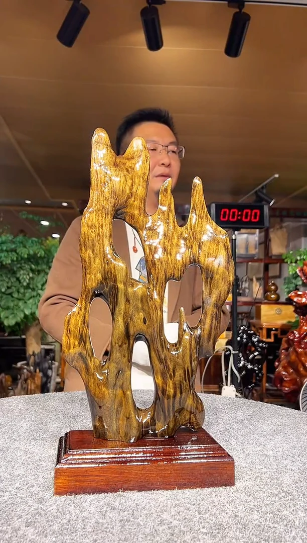 金丝楠忙*金丝楠木随型摆件