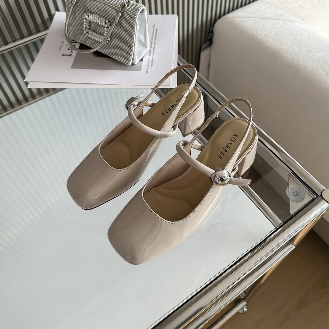 KFT脚王中跟凉鞋女款2025新款爆款夏季出游多巴胺百搭不累脚凉鞋