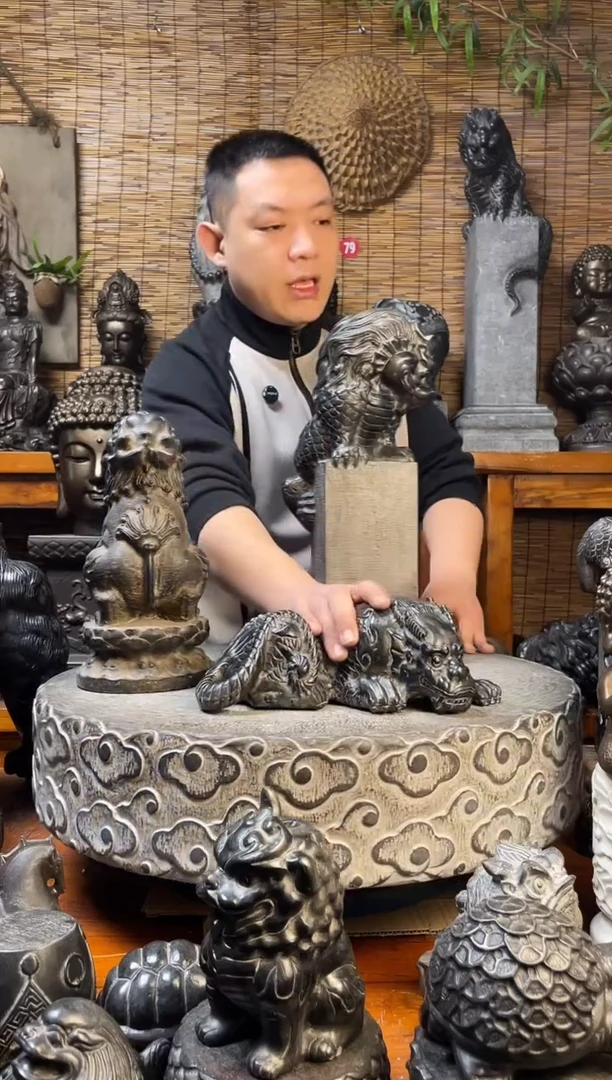 石材天然青石雕刻30趴吸水兽