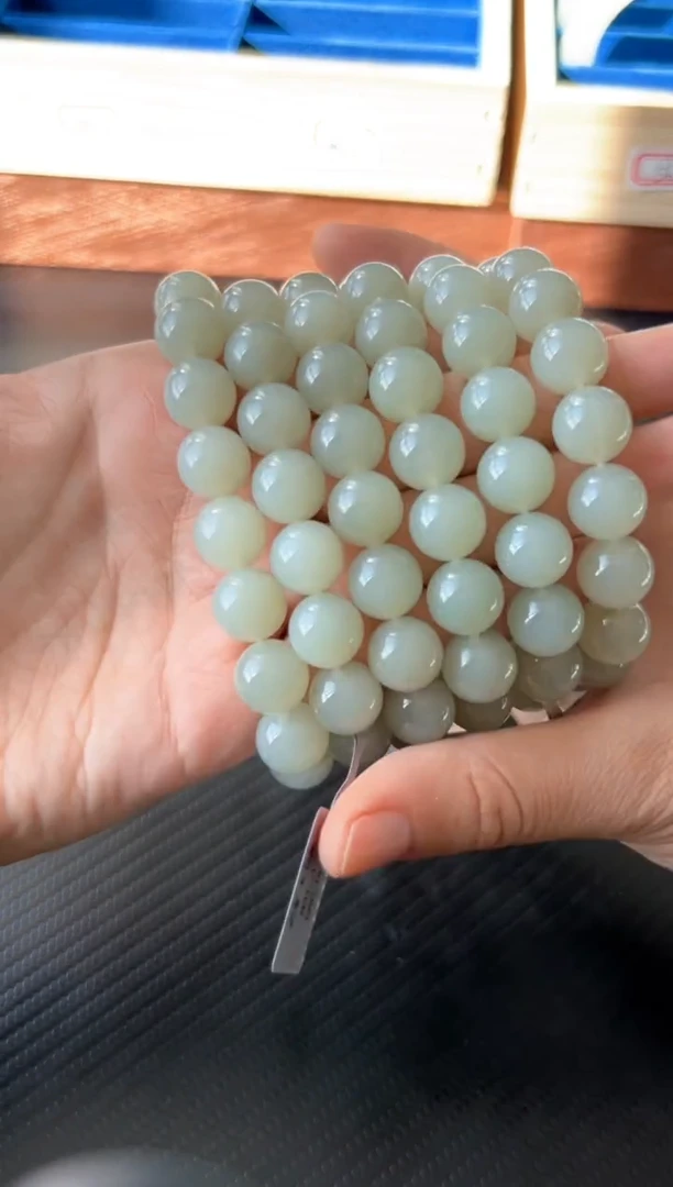 未镶嵌手串和田玉且末微色差近矿卡12M 多样性拍一发一