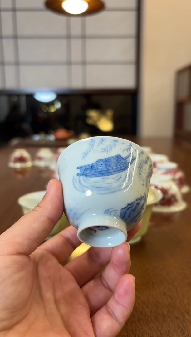 青花山水杯随机发