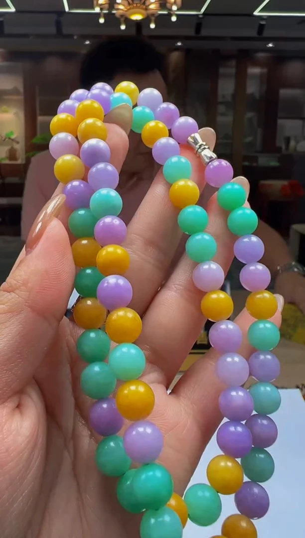 翡翠未镶嵌颈饰Y2025-6-8-27