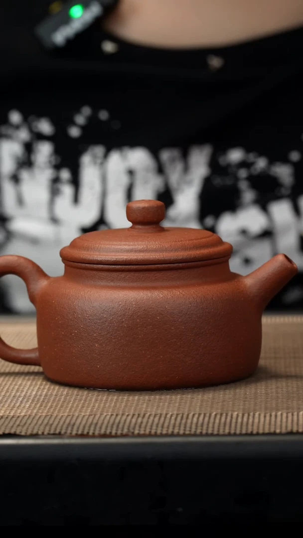 茶壶紫砂绝红降坡德钟210CC