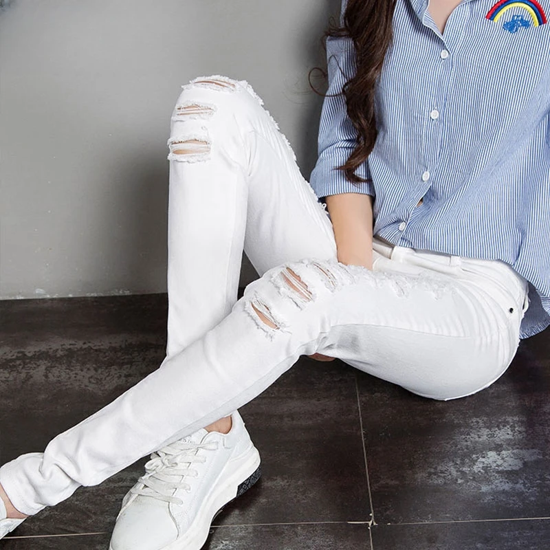 白色破洞牛仔裤女春装2025年高腰显瘦紧身小脚裤乞丐韩版铅笔裤子