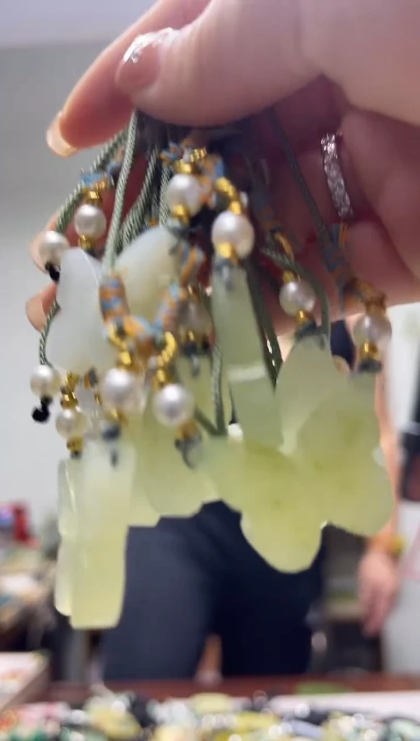 未镶嵌岫玉吊坠·多样性发货*拍一发一