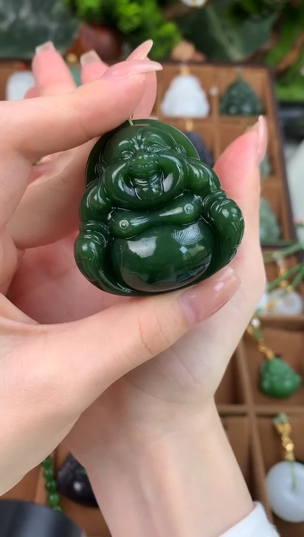 颈饰未镶嵌和田玉吊坠45mm