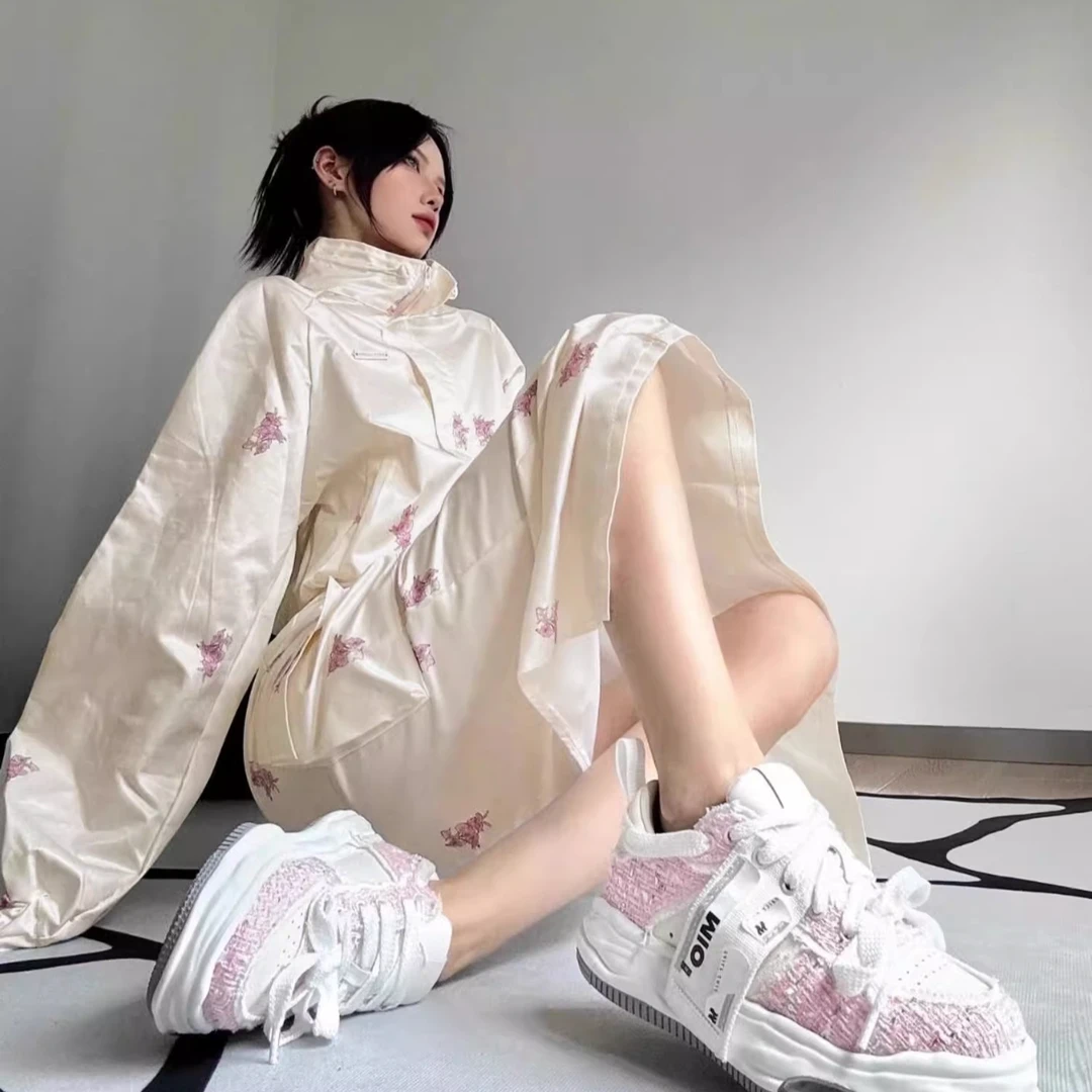 街头炸街休闲简约2025秋季高级感长袖短款显瘦型外套半身裙两件套