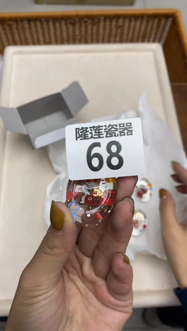 瓷片瓷器之美，尽在隆莲