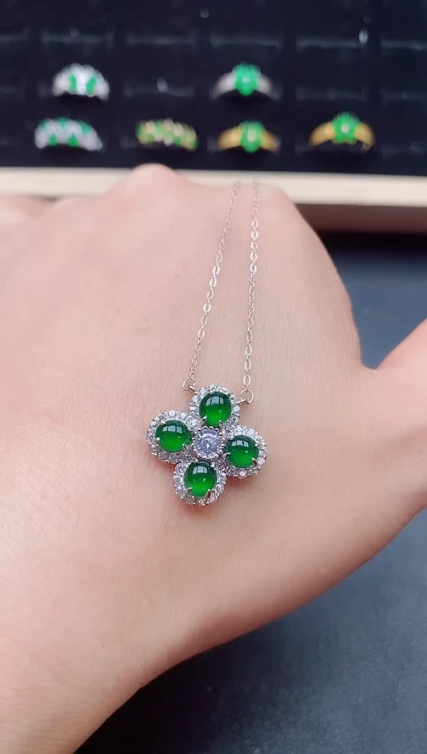 【闪购商品】翡翠吊坠(赠链)银S925镶嵌21321321