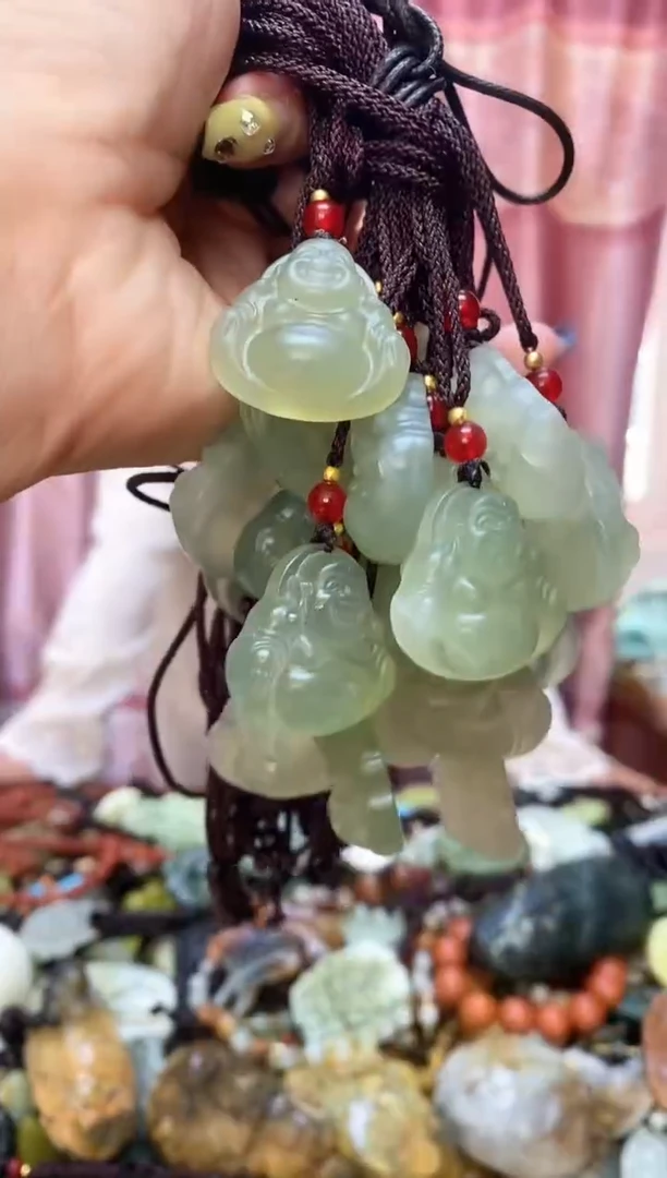 未镶嵌岫玉吊坠多样性发其中之一  挂坠