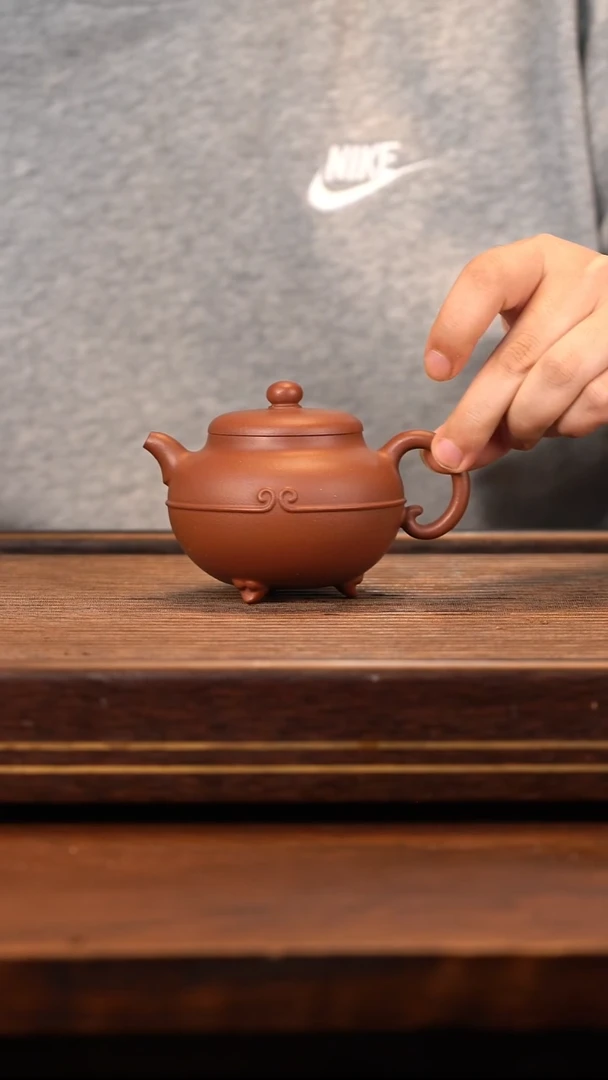 茶壶紫砂大圣红皮龙