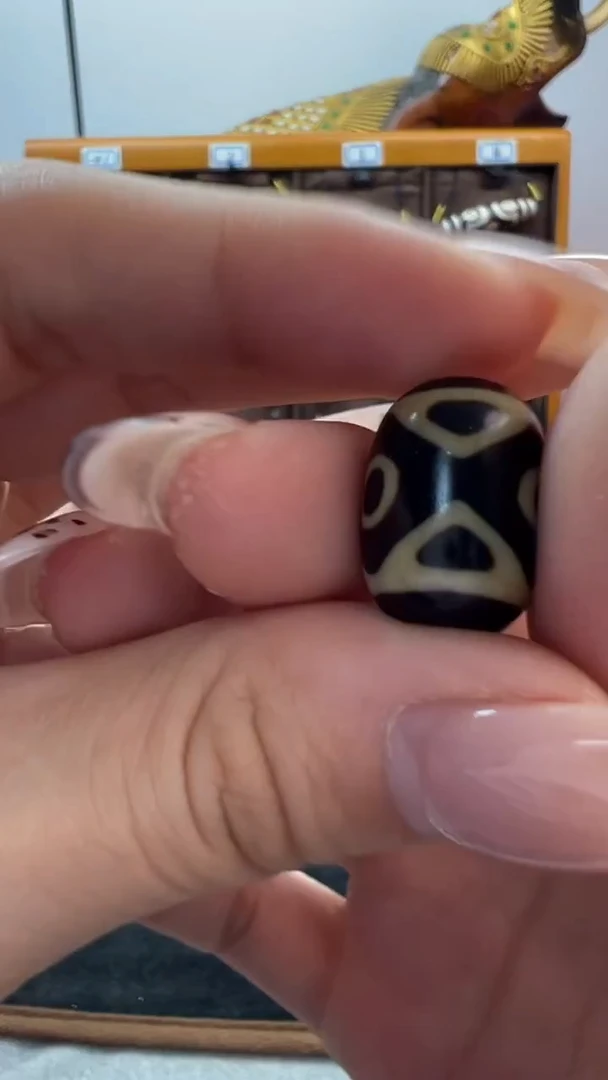 玛瑙/玉髓（覆膜）颈饰未镶嵌39微瑕随机发货