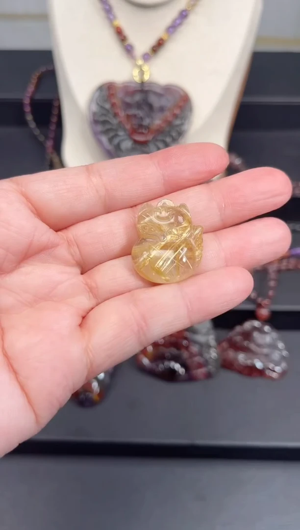 颈饰未镶嵌水晶金钛晶