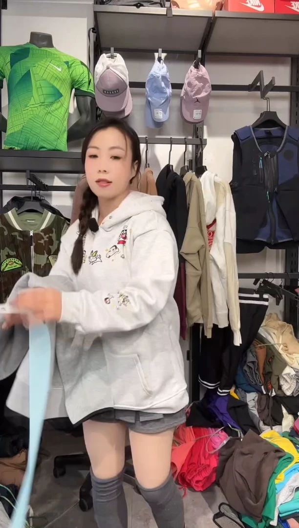 1038 编码 耐克卫衣服饰过款为准 尺码