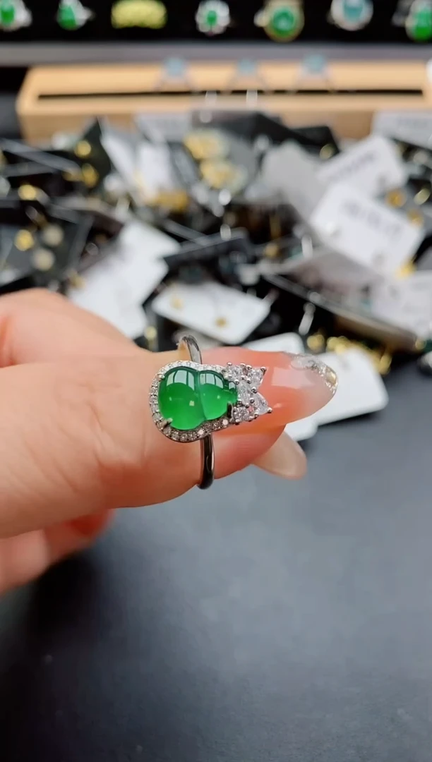 银S925镶嵌戒指翡翠1