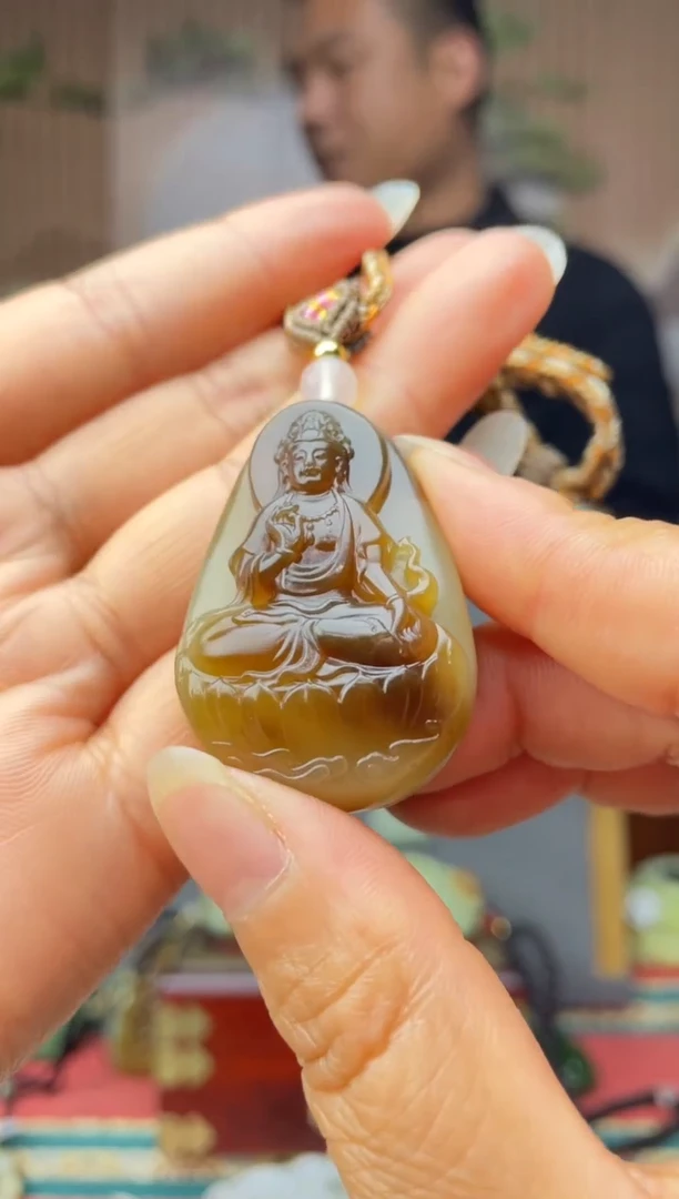 颈饰未镶嵌和田玉拍一发一