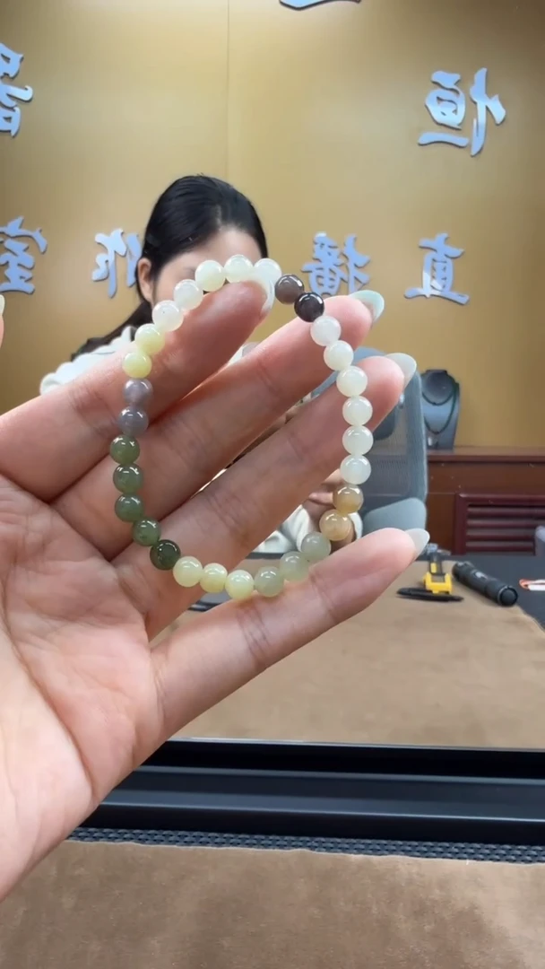 颈饰未镶嵌和田玉手串6mm