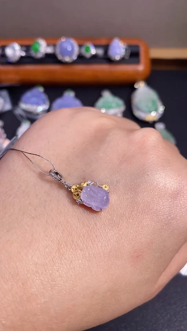 【闪购商品】翡翠吊坠(不含链)18K金镶嵌万能扣吊坠