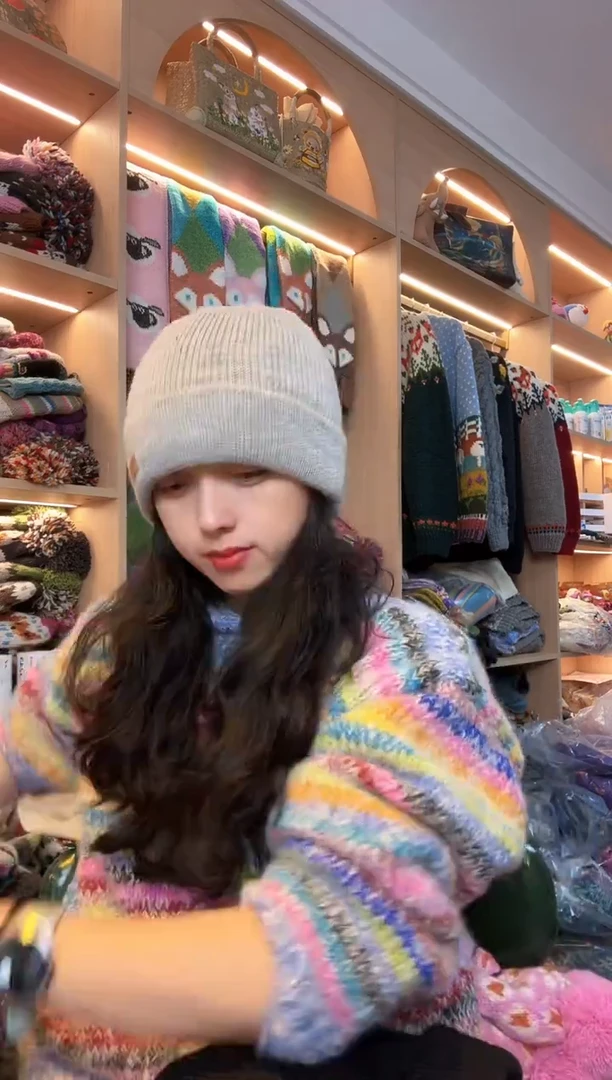 细羊毛浅灰素色冷帽