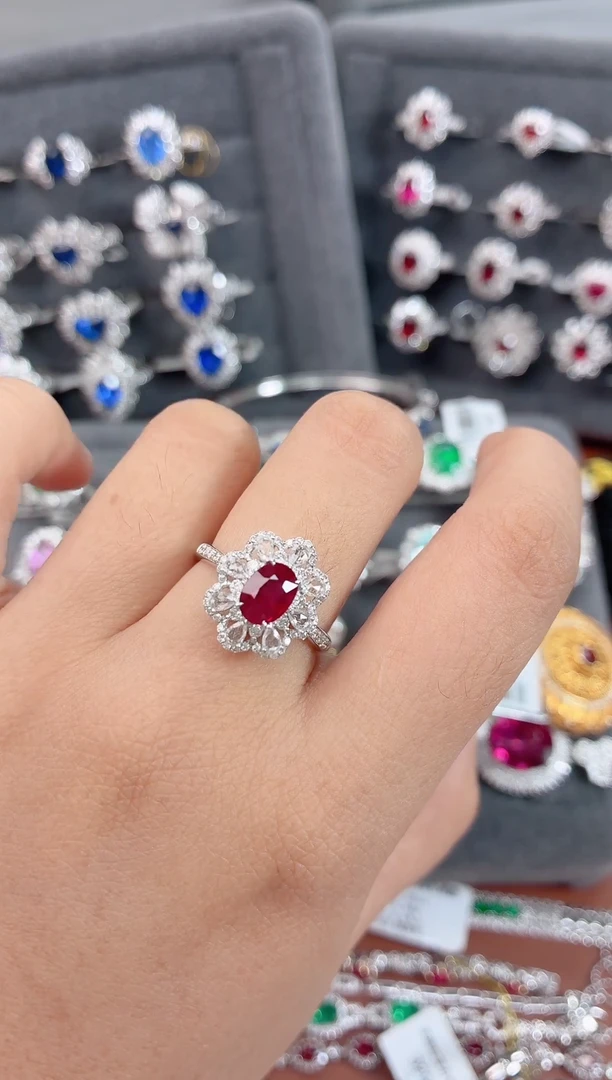 18K金镶嵌戒指+吊坠两用款红宝石-1克拉