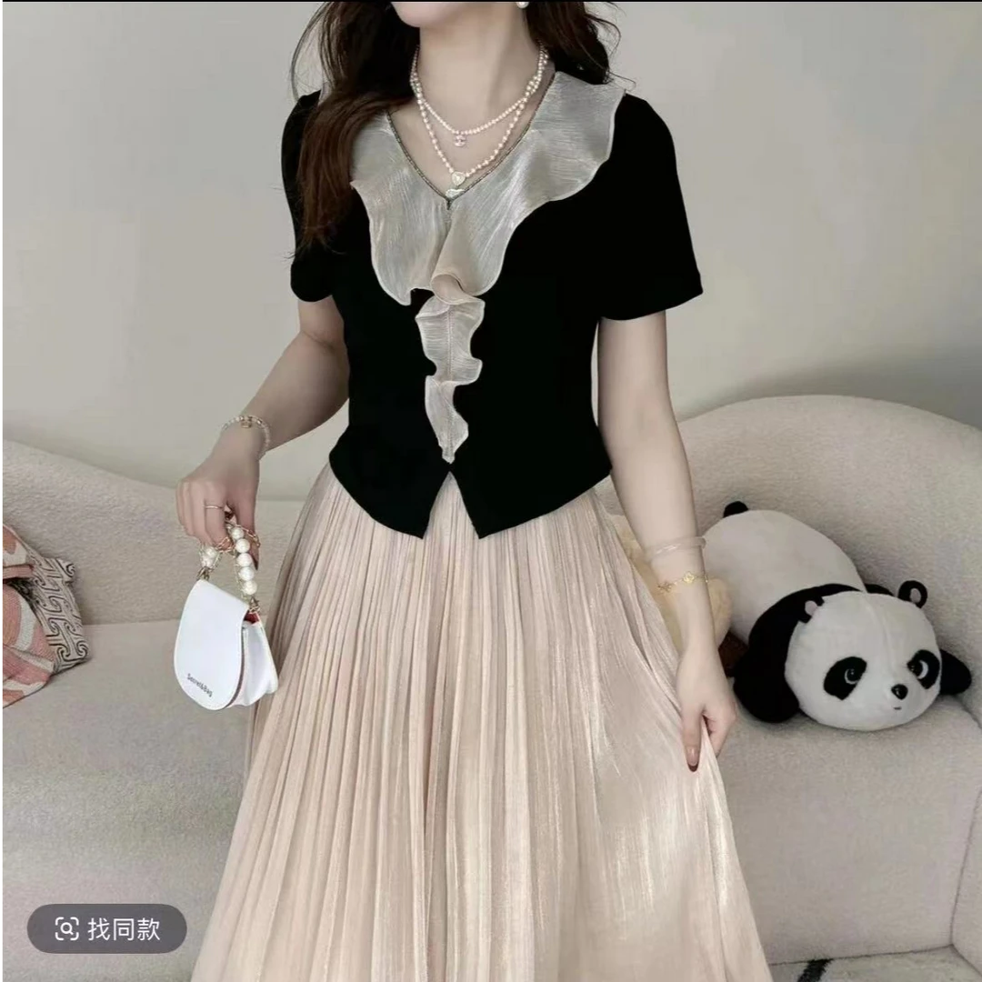 2025年荷叶边V领短袖T恤衬衫女夏款设计感小众遮肉显瘦上衣